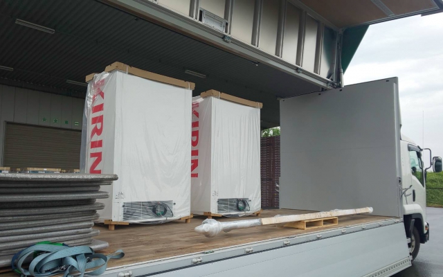 4tウイング(自動販売機) 4tウイング(自動販売機)