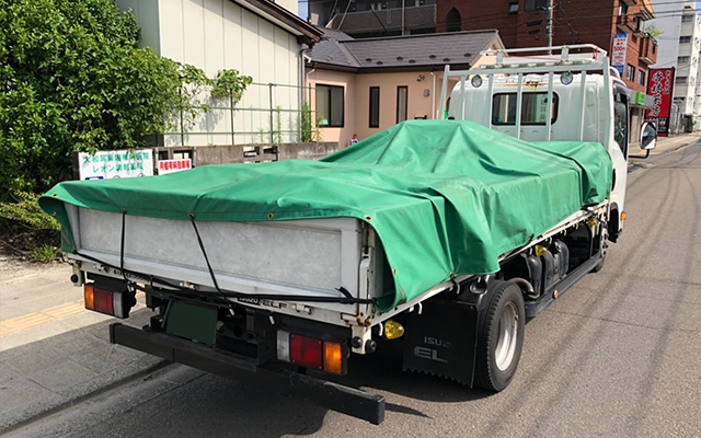 service_2t_hb メガストア様向け 店舗への酒類配送